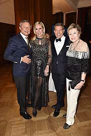 Yorck Otto und Frau Alexandra Otto, Thomas Jirgens, Dr. Antje-Katrin Kühnemann / Chaim Sheba Medical Center Gala im Hotel Carlton in St. Moritz, Schweiz am 11.02.2018 / Foto: BrauerPhotos/S.Brauer